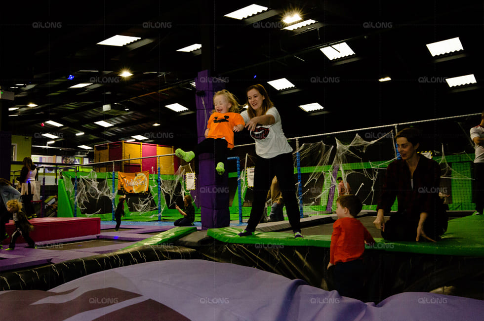 Custom Kids Large Play Jumping Area Trampoline Park